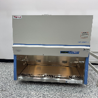 Thermo 1300 Series A2 4' BioSafety Cabinet image 3